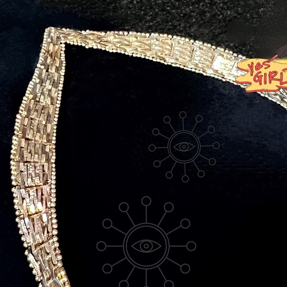 Vtg 925 Sterling Riccio Diamond Cut Woven V-Shaped Design Necklace - Picture 3 of 7